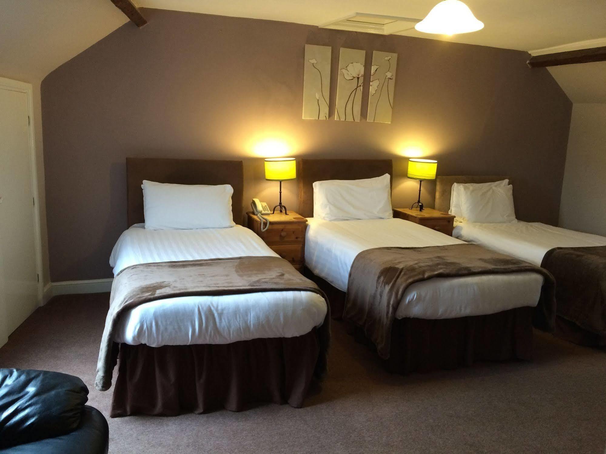 The Cromwell Arms Inn Bovey Tracey Εξωτερικό φωτογραφία